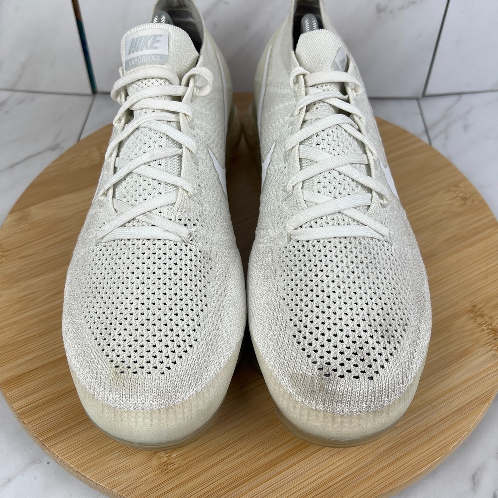 Nike Air Vapormax Flyknit Mens Size 11 White Christmas Running Shoes 849558-100 - Picture 4 of 12